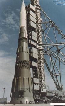 Самая мощная ракета.Американцы могли слетать на Луну только на Русской ракете...