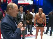 Рейтинг Путина упал. Видео