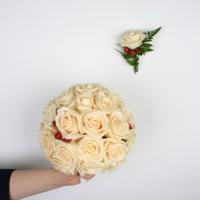 №132 букет шар из розы 